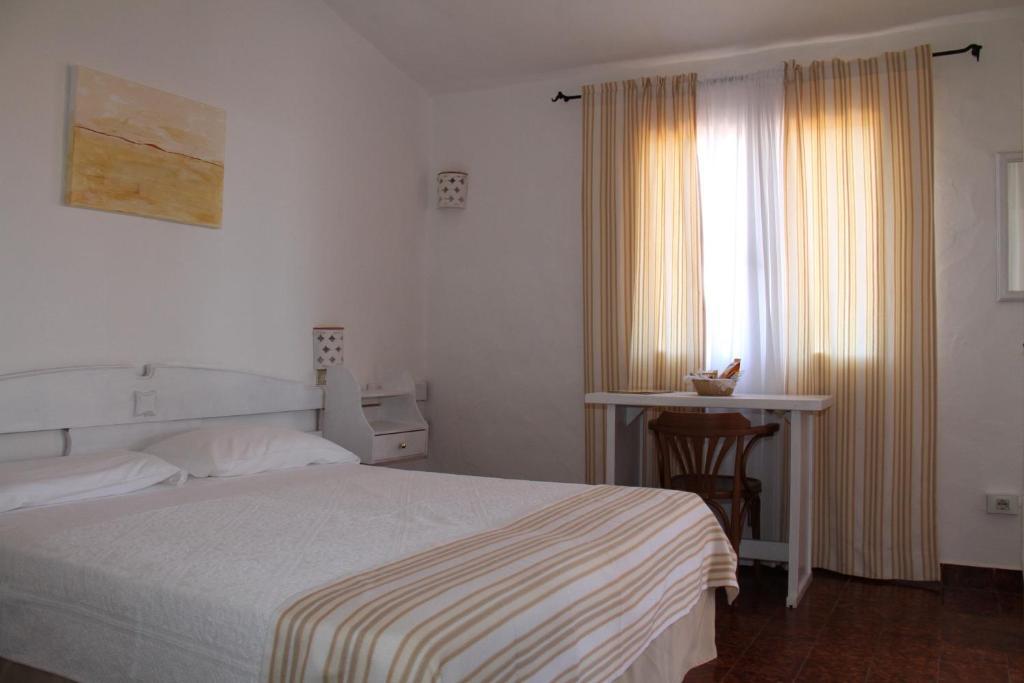 Hotel 3 Botti Бая Сардиния Стая снимка
